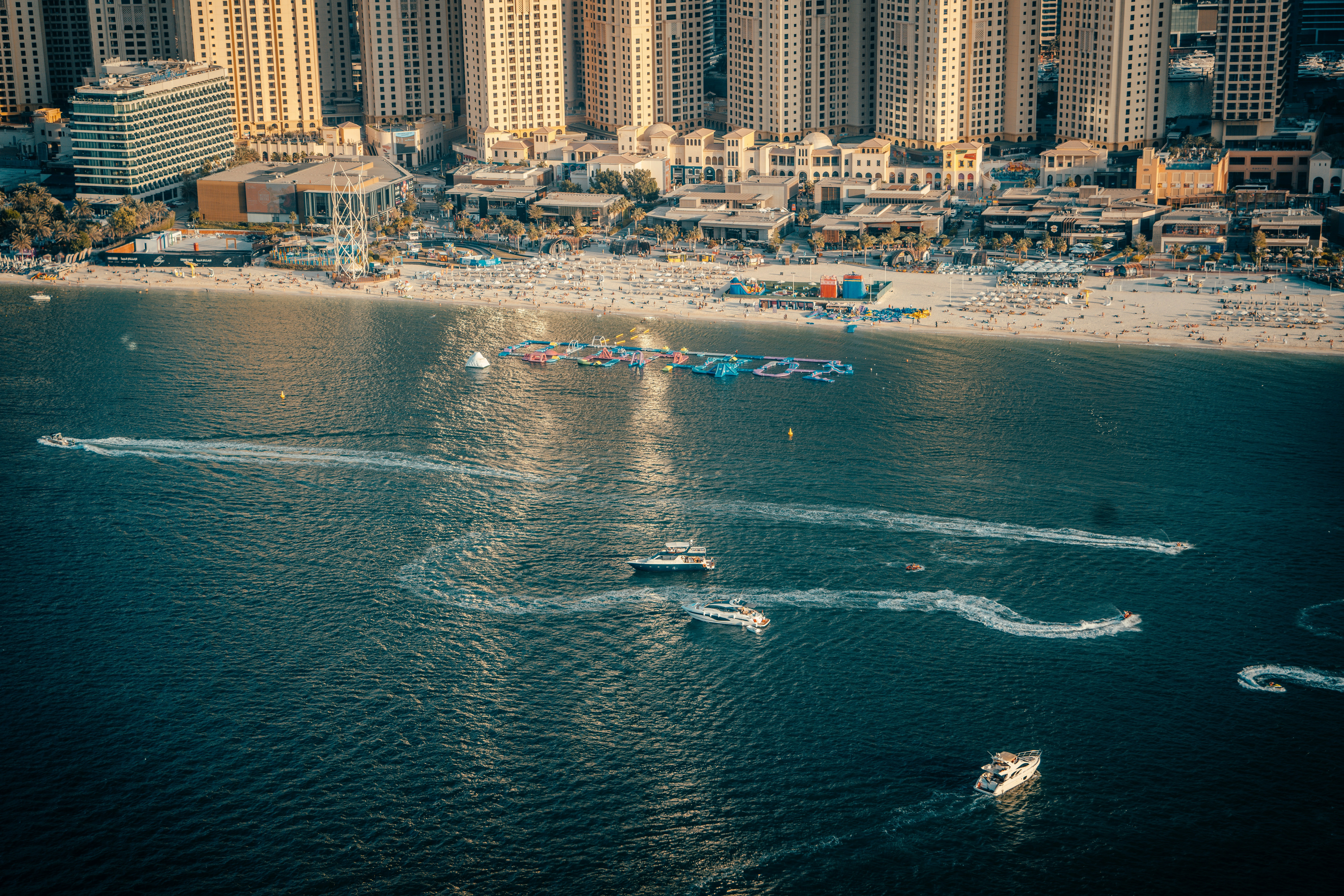 شاطئ مارينا. مصدر الصورة: Unsplash