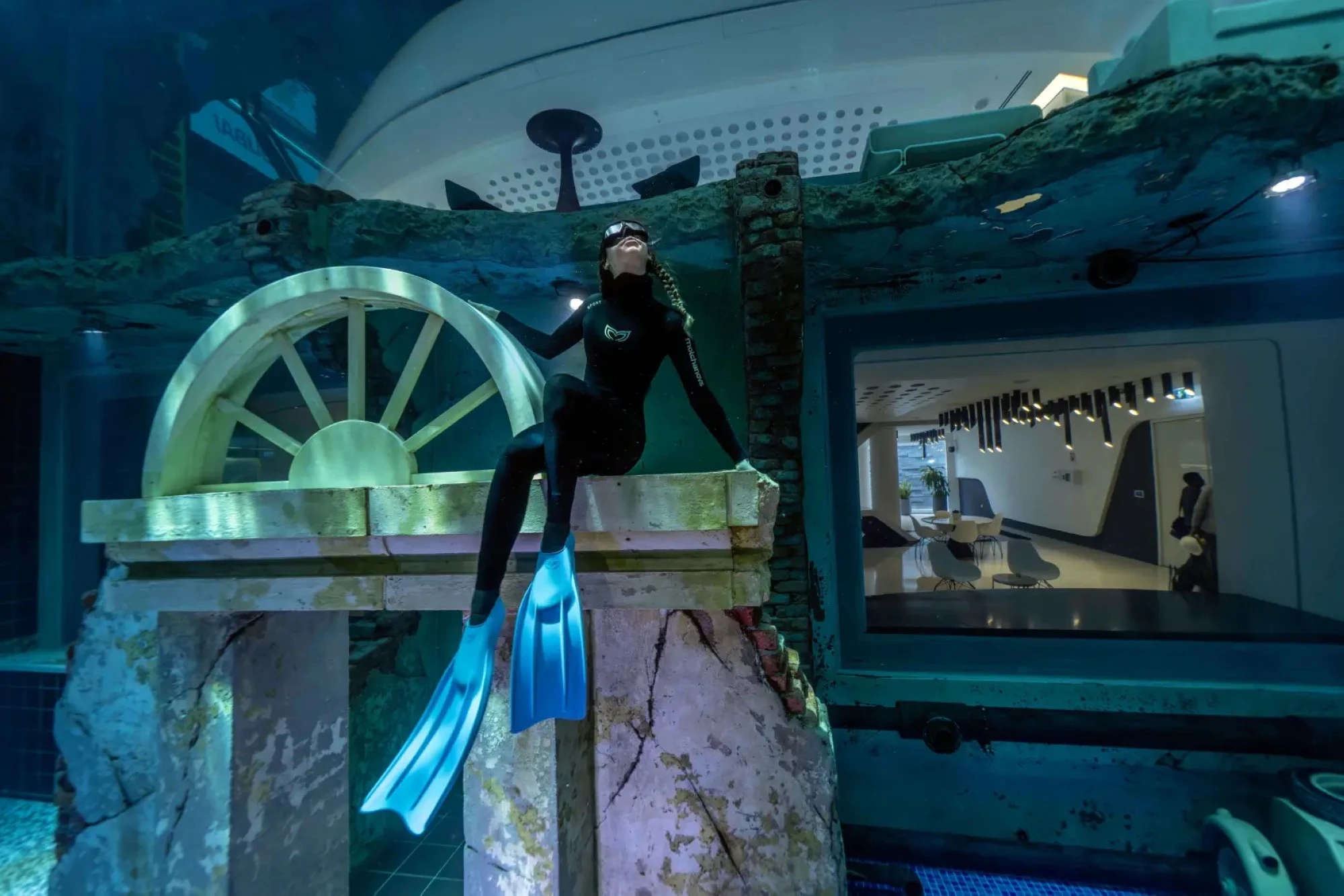 ديب دايف دبي 