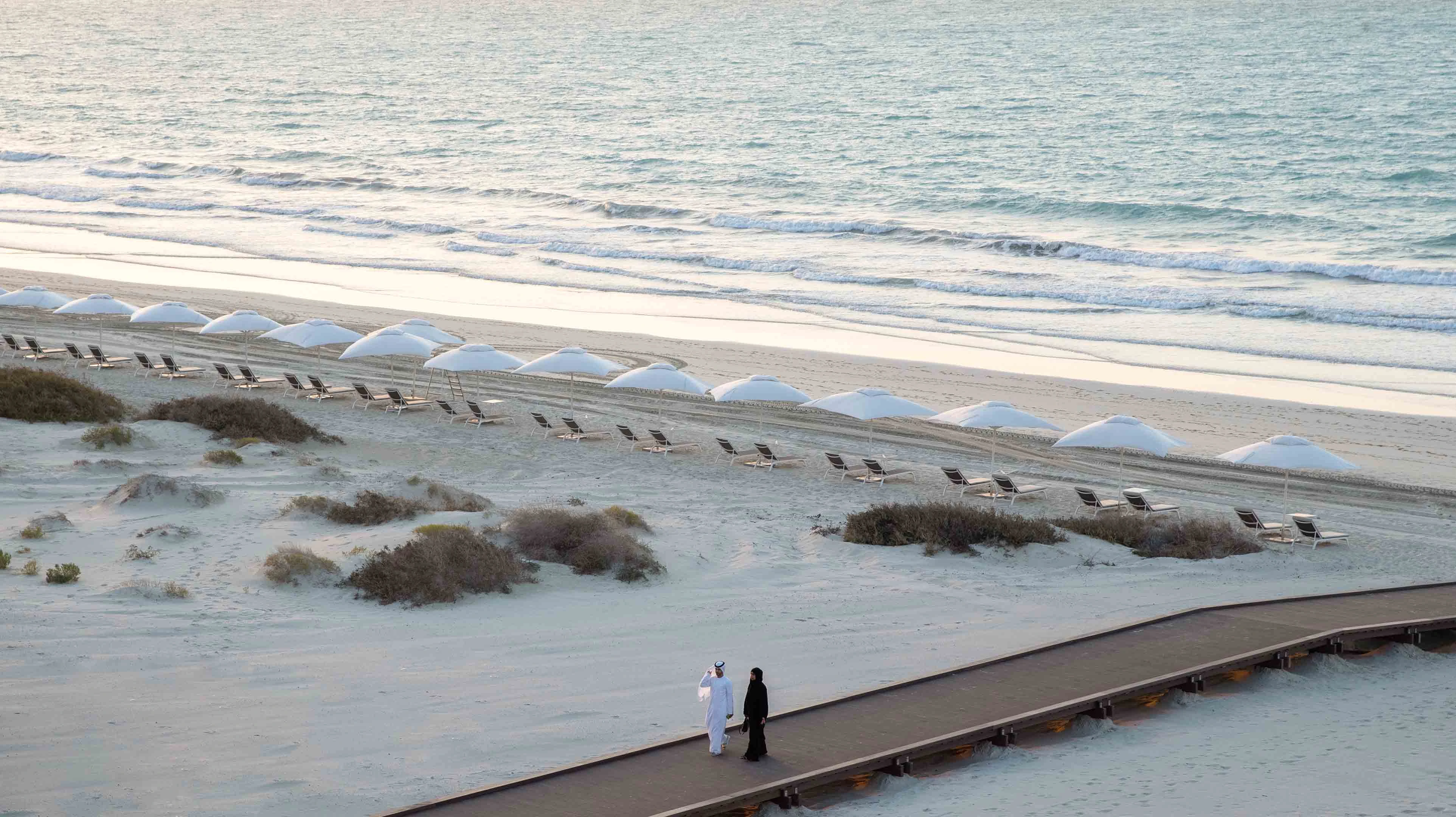 شاطئ السعديات. مصدر الصورة: موقع Visit Abu Dhabi