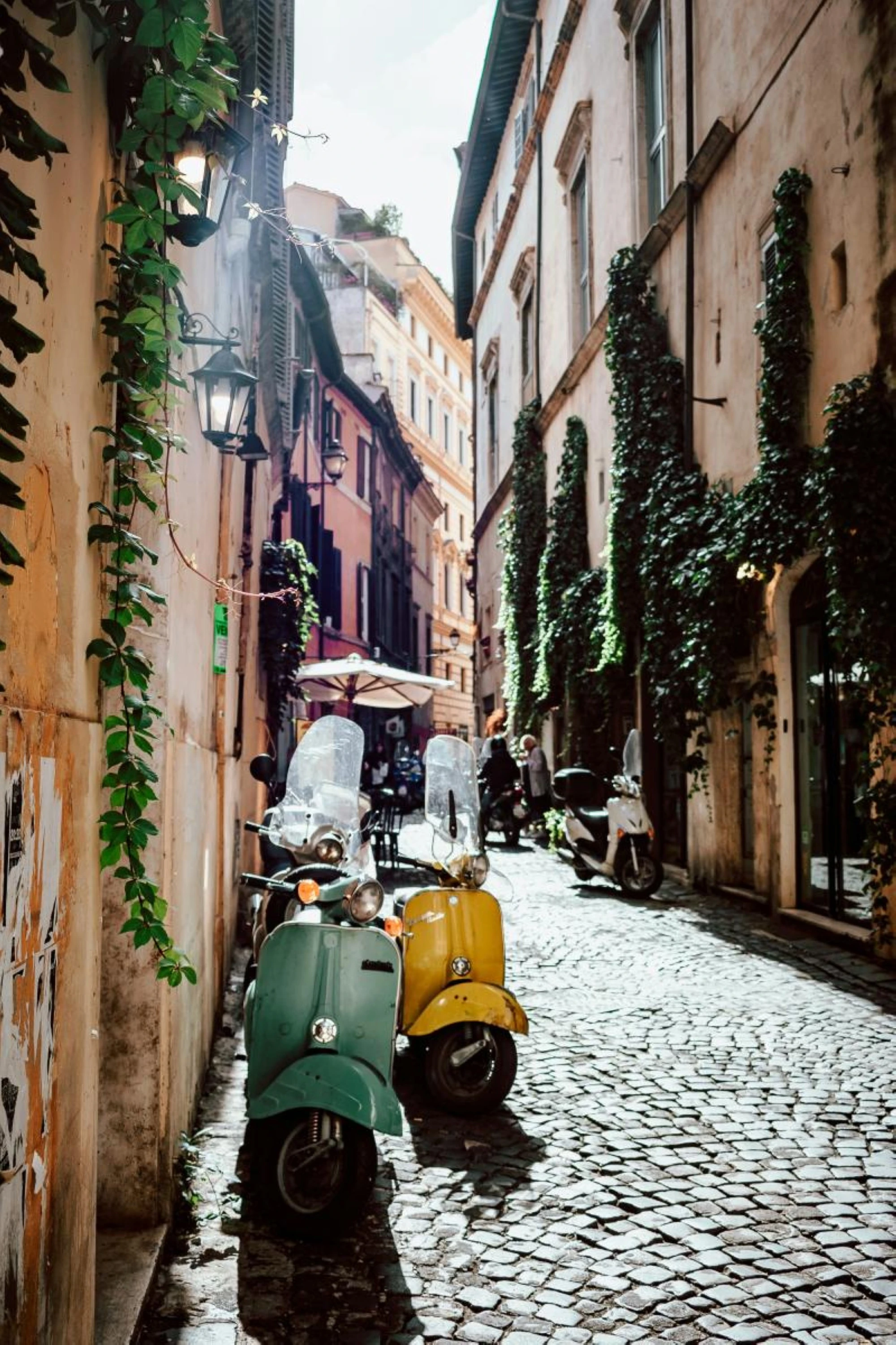 أحد شوارع إيطاليا الساحرة. مصدر الصورة: Unsplash