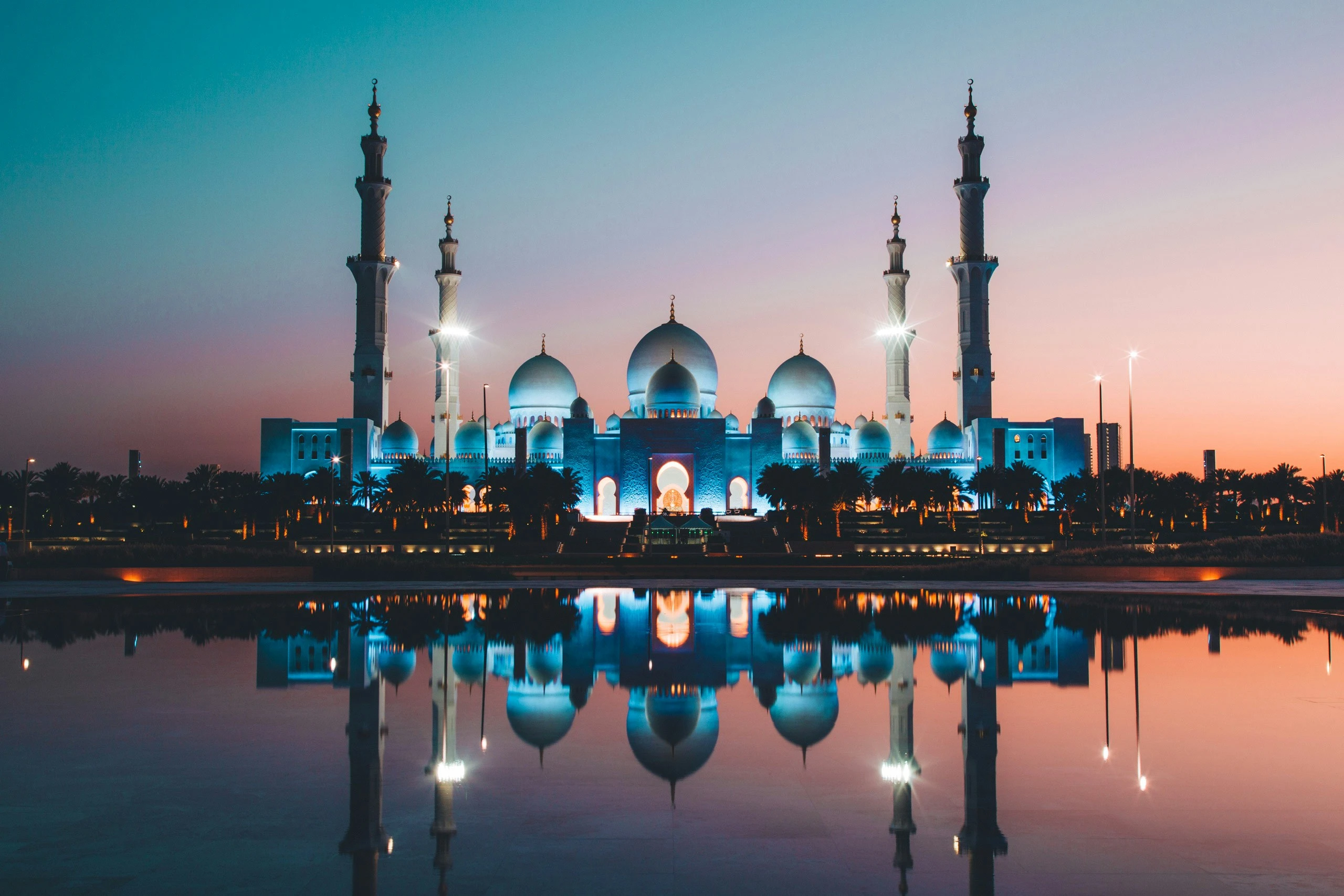 جامع الشيخ زايد الكبير، أبوظبي. مصدر الصورة: Unsplash