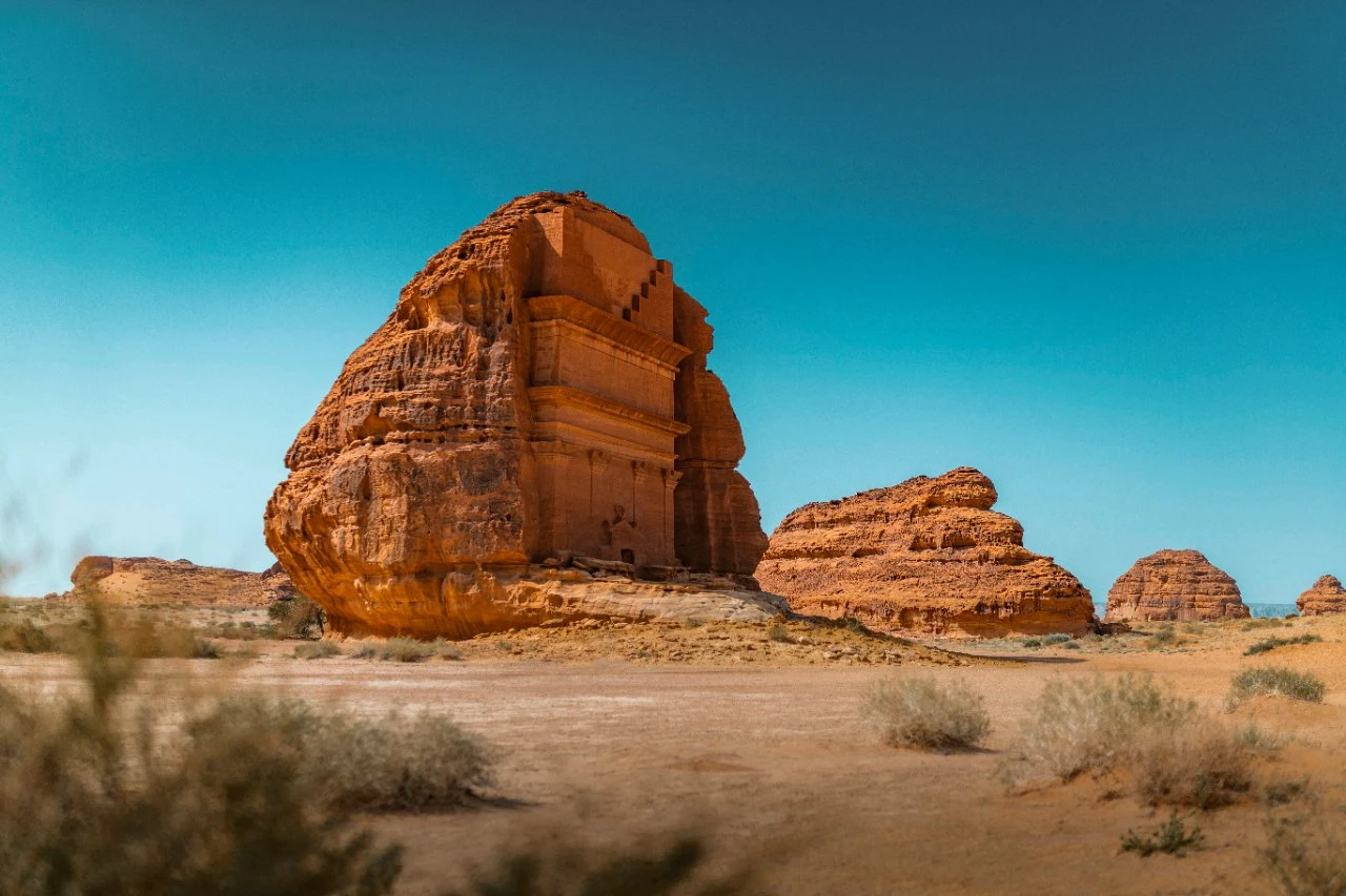 الحجر، العلا. المصدر: موقع الهيئة السعودية للسياحة 