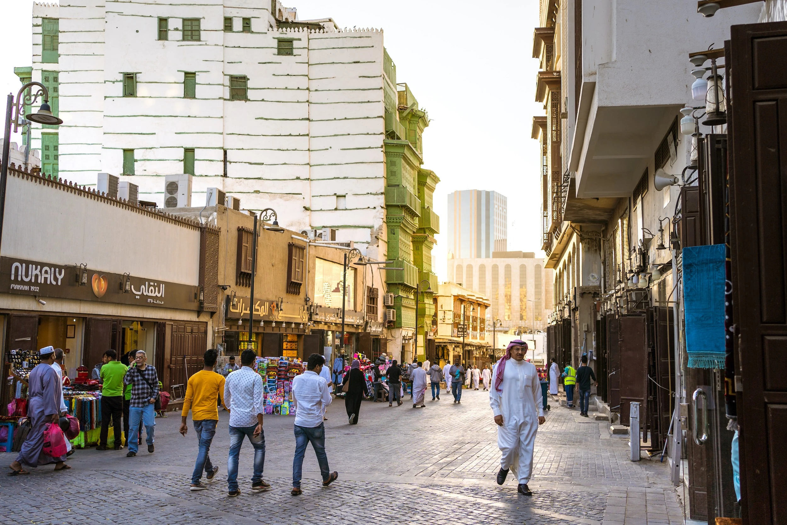  نزهة في شوارع البلد التاريخية 